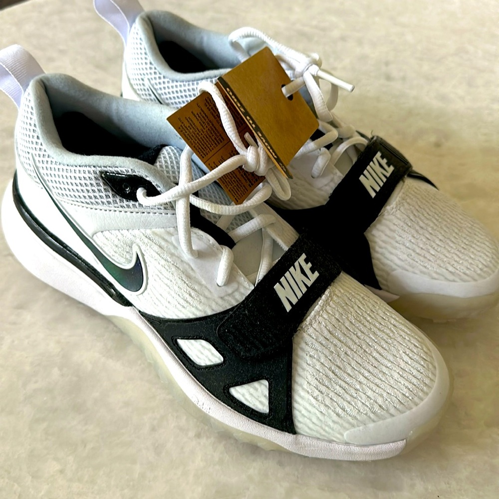 Nike turf shoes. Size 8. Never worn.